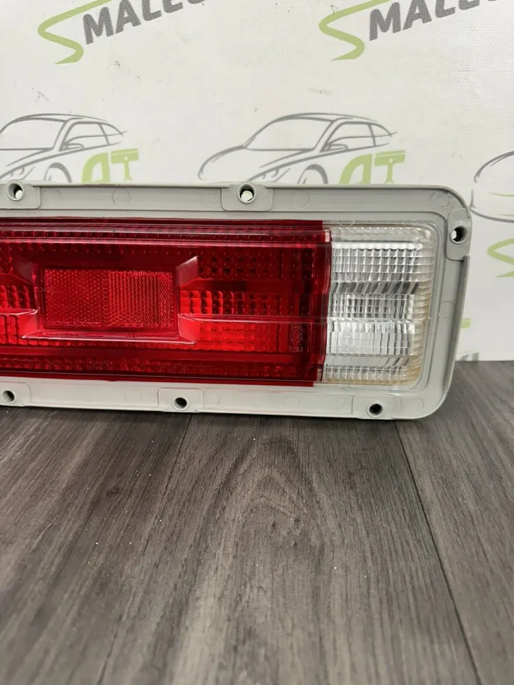 81560-19795 Rücklicht Heckleuchte Links Toyota Corolla 1974-1981 Bj
