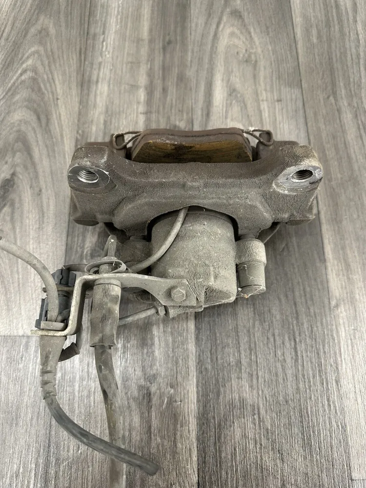 Bremssattel Sattel Vorne Links Audi A4 8H 8E Modell 3,0 Benziner