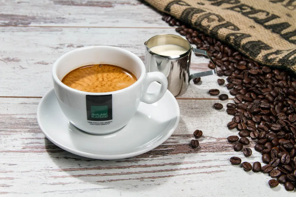 Familie Schärf Kaffee "Italiano" (100% Arabica Kaffee / Italian Roast)