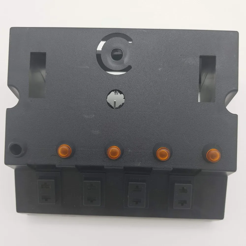 Maske mit altem Kaffee Dashboard Rom 4 Ariete Switches