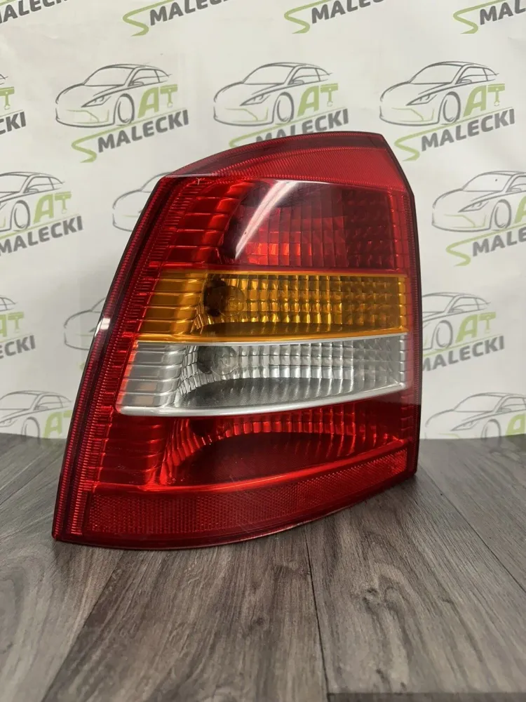 Rücklicht Heckleuchte Links Opel Astra H Limousine 90521542