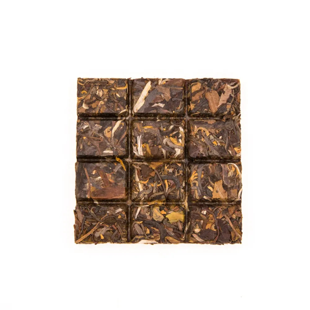 Schwarzer Tee Spirituelle Entwicklung, gemischte rote Tees von den alten Bäumen des Nan Nuo Berges (Roter Tee), 100g