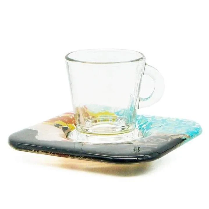 Tasse und Untertasse aus Fusingglas "Amália"