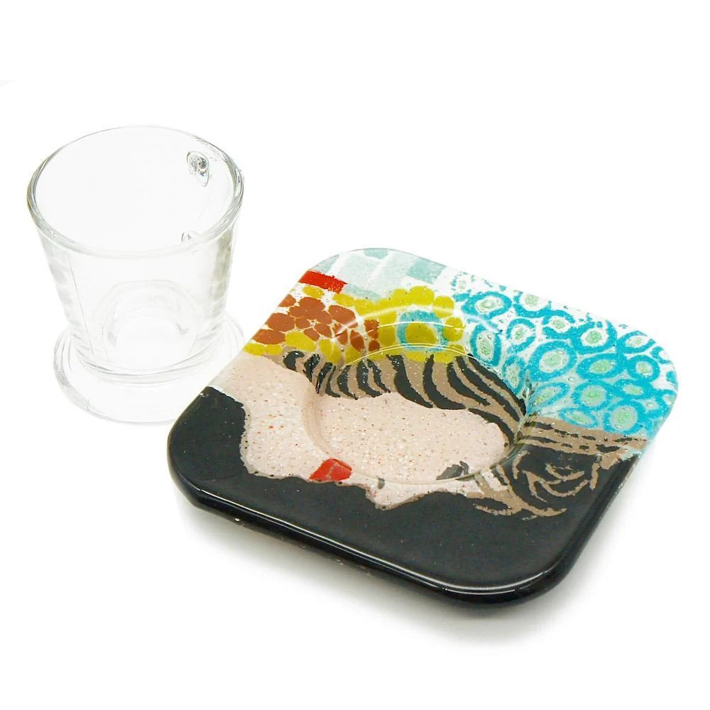 Tasse und Untertasse aus Fusingglas "Amália"