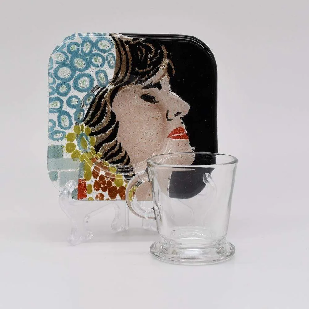 Tasse und Untertasse aus Fusingglas "Amália"