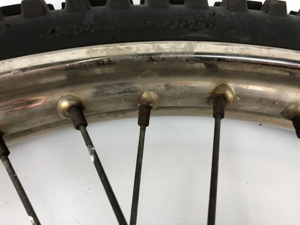 vordere Speichenfelge mit Stollenreifen, Derbi/Aprilia/Gilera, 80/90-21, 12mm Achsdurchmesser