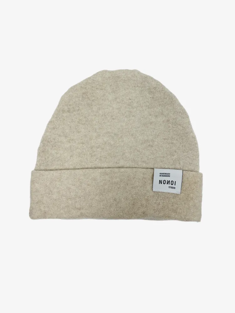 CREMEFARBENE MÜTZE "LITHY" AUS KASCHMIR // UNISEX