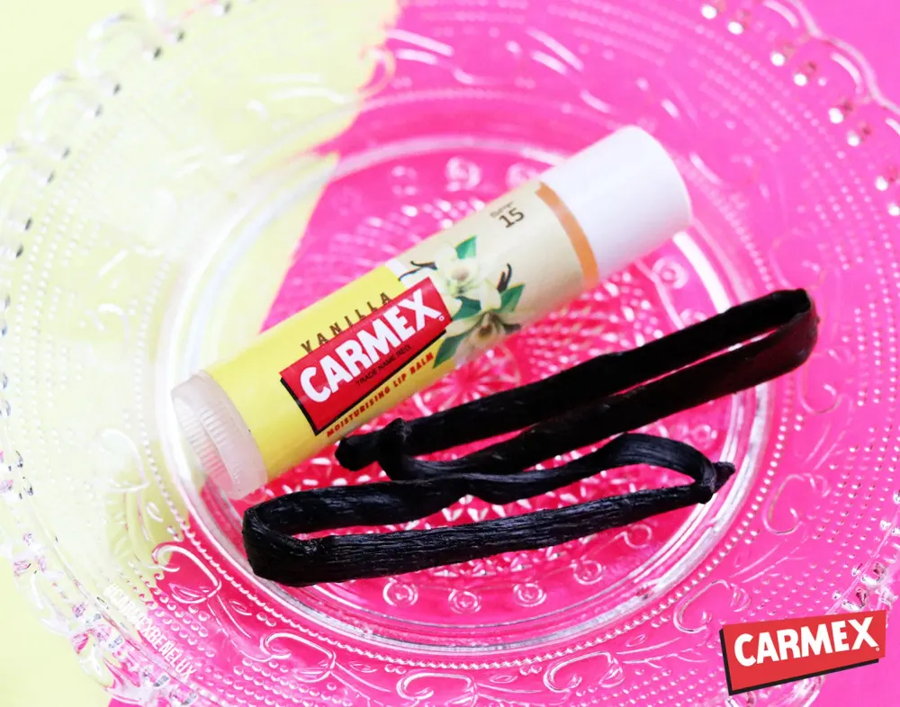Moisturizing Lip Balm Classic Stick Vanilla SPF15