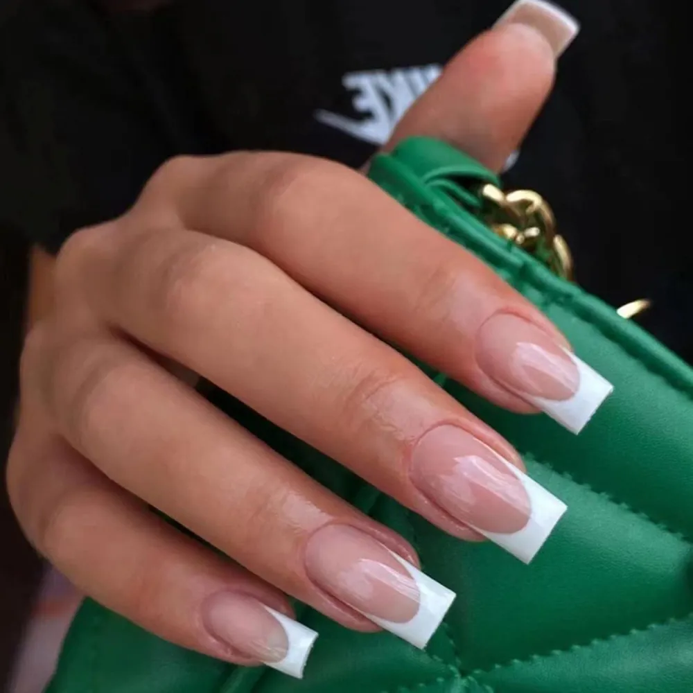 24 Stück Künstliche Nägel Lang Milky White Coffin Ballerina