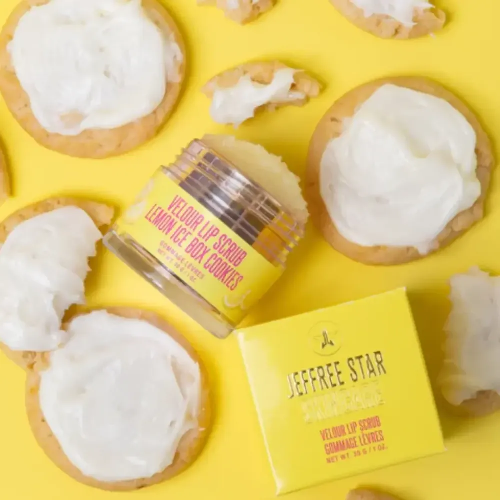 Velour Lip Scrub Lemon Icebox Cookie