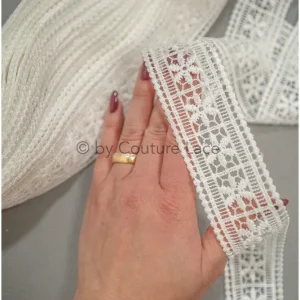 Weiche Häkelspitze Borte mit geometrischem Muster/ Off-White Guipure Spitzenbesatz/ Braut Makramee Spitzenborte// T21-128