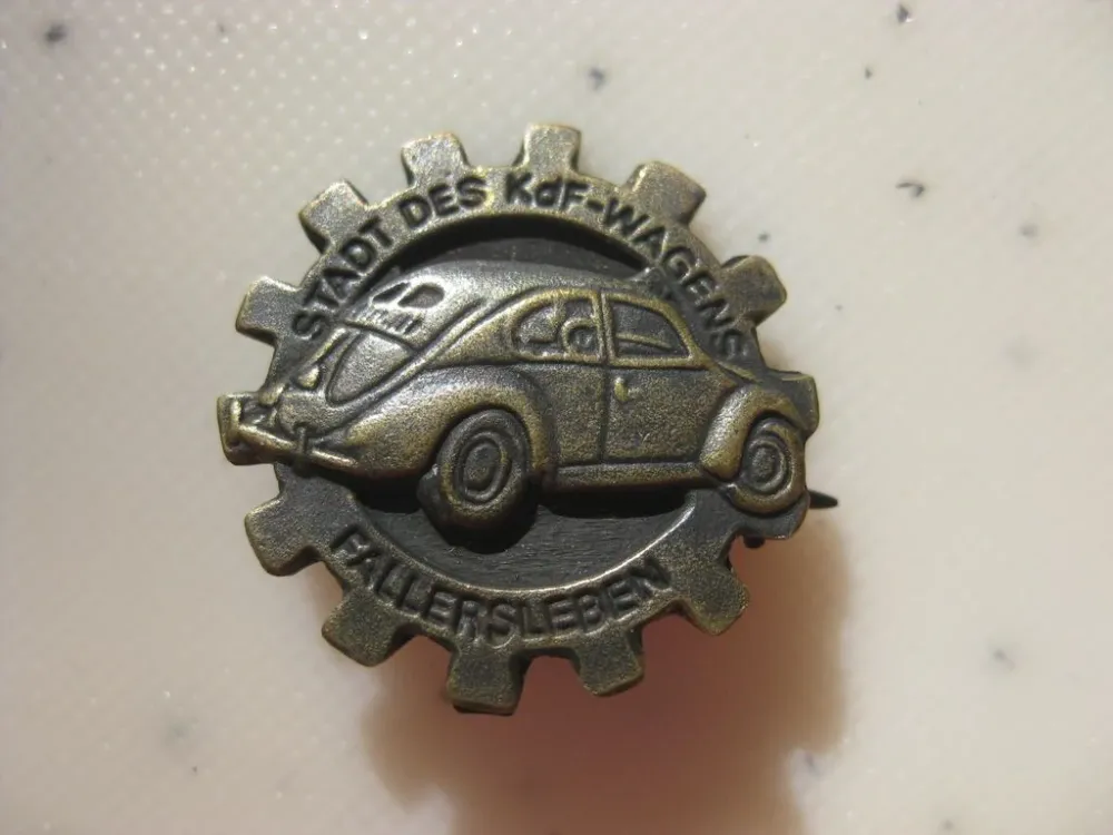 Abzeichen VOLKSWAGEN KdF - Wagen Fallersleben -Sammleranfertigung-