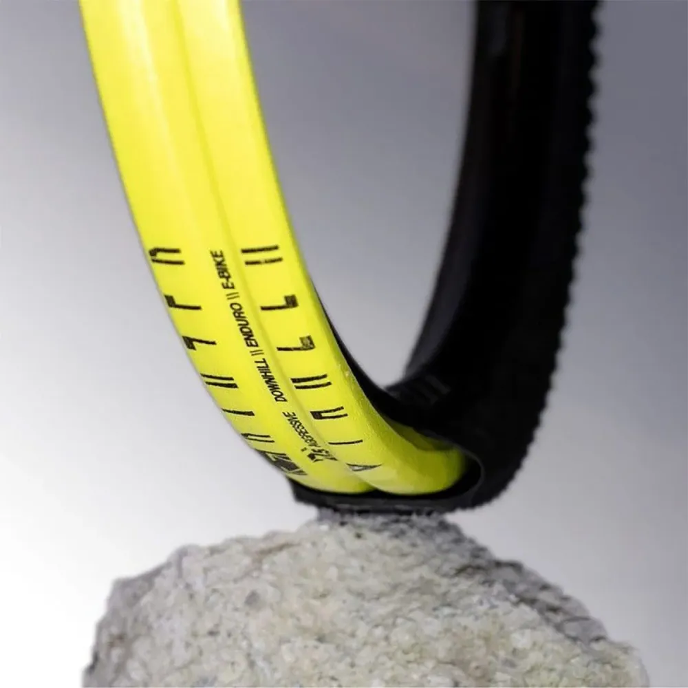 Anti-Klemm-Schaumstoff PANZER XC GEN3C 29" 2.1"-2.4" / 25 mm