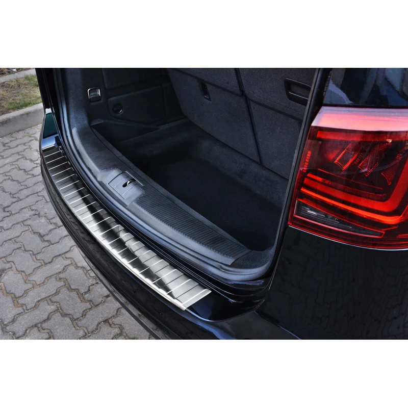 Avisa, Edelstahl Heckstoßstangenschutz passend für Seat Alhambra II / Volkswagen Sharan II 2010- Ribs, Silber