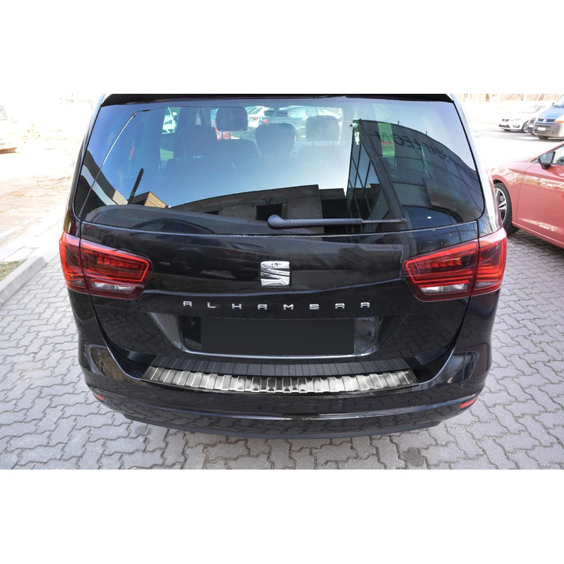 Avisa, Edelstahl Heckstoßstangenschutz passend für Seat Alhambra II / Volkswagen Sharan II 2010- Ribs, Silber