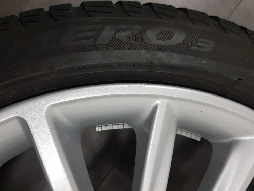 BMW Winterreifen 19 Zoll Felgen 5er G30 G31 633 Winterräder 6863419 Pirelli *RSC