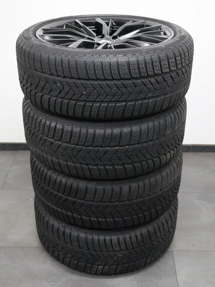 BMW Winterreifen 19 Zoll Felgen 5er G30 G31 8er G14 G15 786M 6885455 DOT18