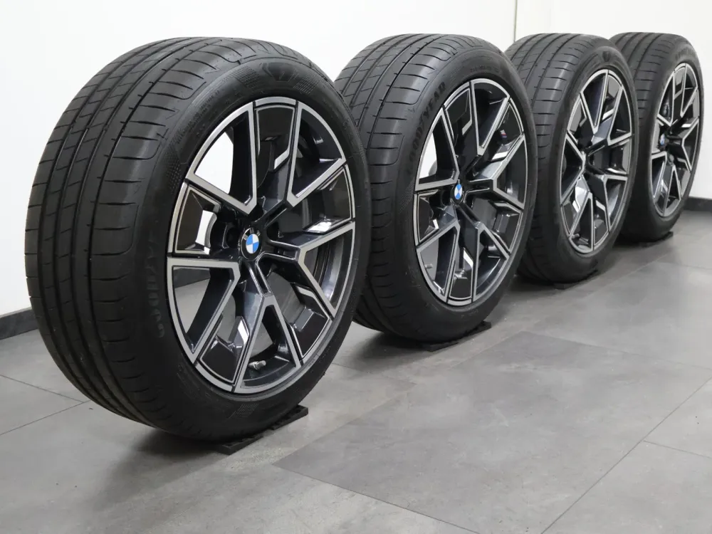 BMW 18 Zoll Felgen 4er G26, i4 M858 Sommerreifen Sommerräder 8747286 858 DOT23