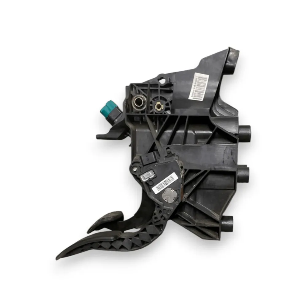 Bremspedal + Gaspedal Renault Trafic Cod:465016415R (2016-2020)