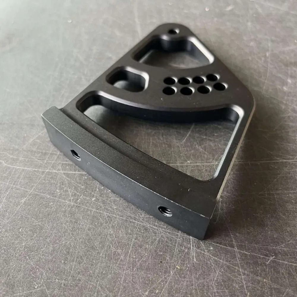 Standfüße passend für unsere Heckflügel Burkhart Engineering