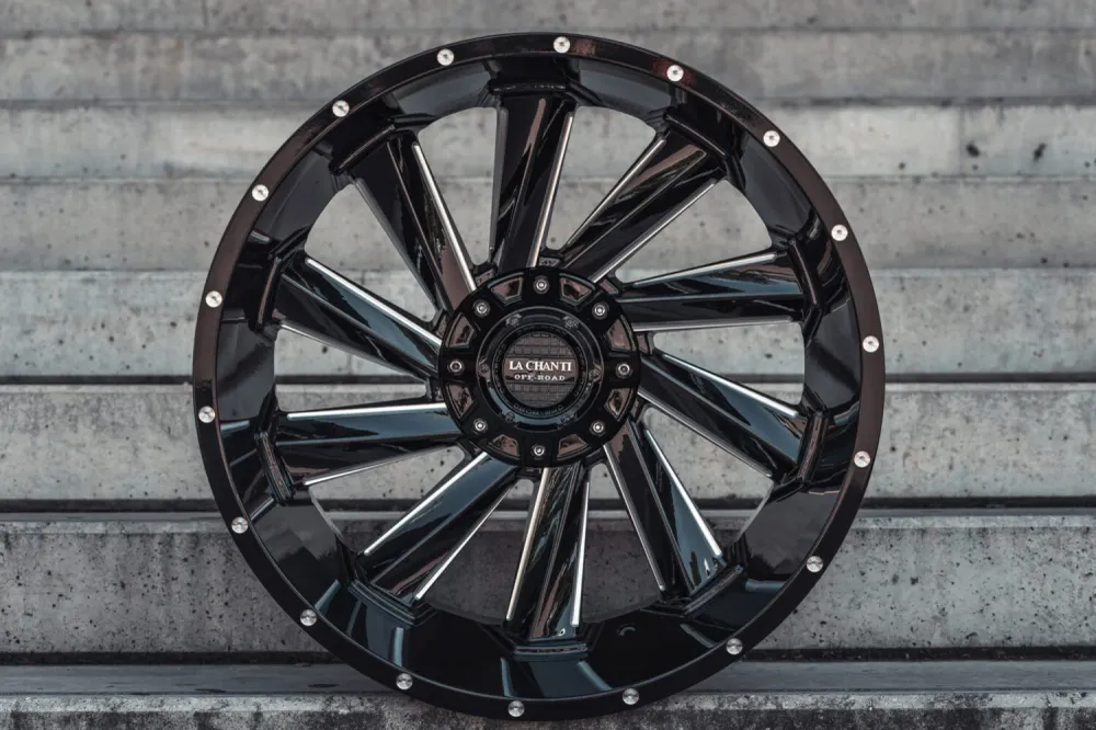 La Chanti LC-OF10 12J x 20 Zoll 5x139,7 ET-44 Glossy Black / RED