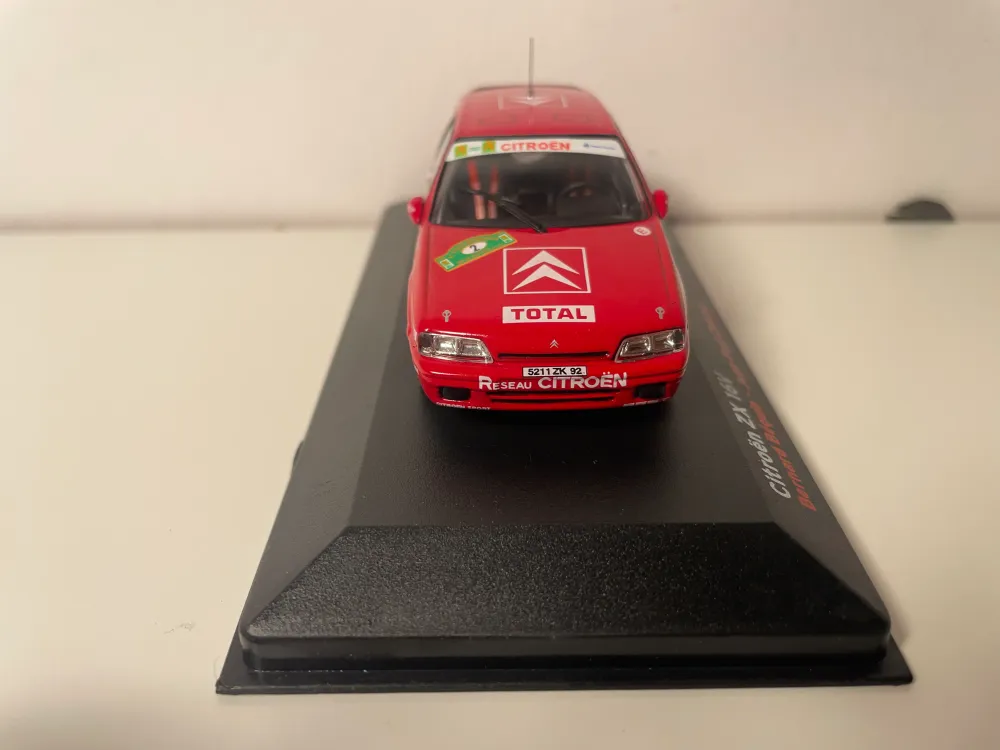 Citroën ZX 16V Rot Nummer 2 - Rallye du Rouergue 1994