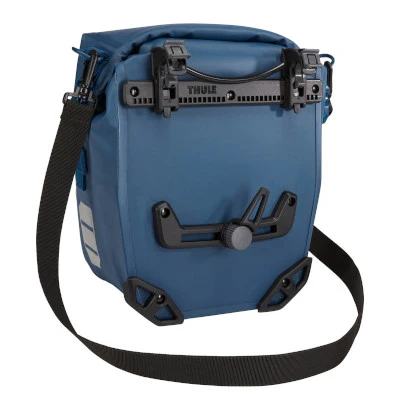 Doppelte schwarze Tasche auf Gepäckträger 25L Shield Pannier Thule
