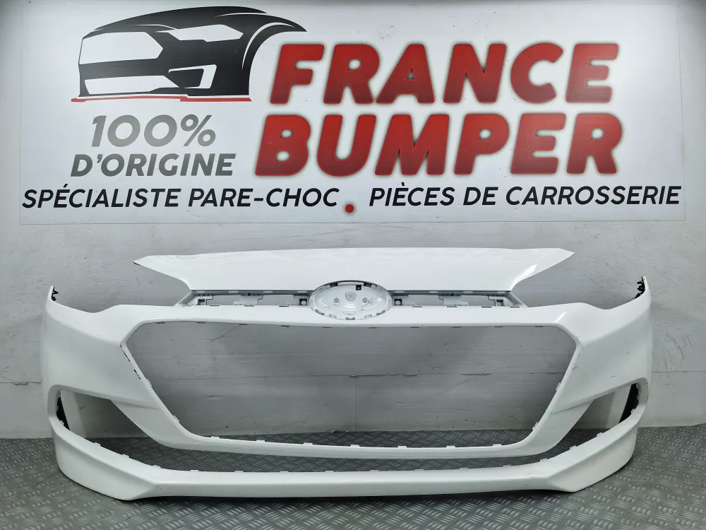 Vorderer Stoßfänger Hyundai i20 (2) Phase 1 (11/2014 - 02/2019) - Originalgebrauchtteil ***
