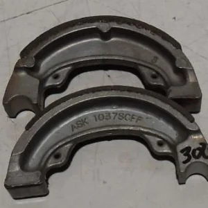 Bremsbeläge NEU Honda NH 50 80 Lead 95x20 mm NEU 302 keine