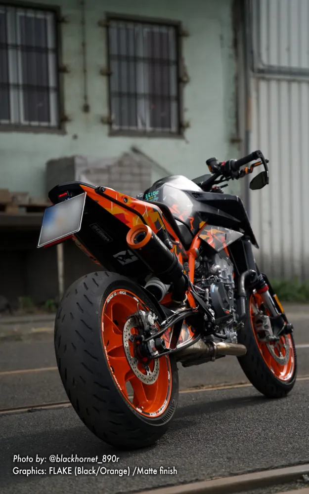 KTM 790/890 Duke DEKOR - "Flake" (Schwarz/Orange)