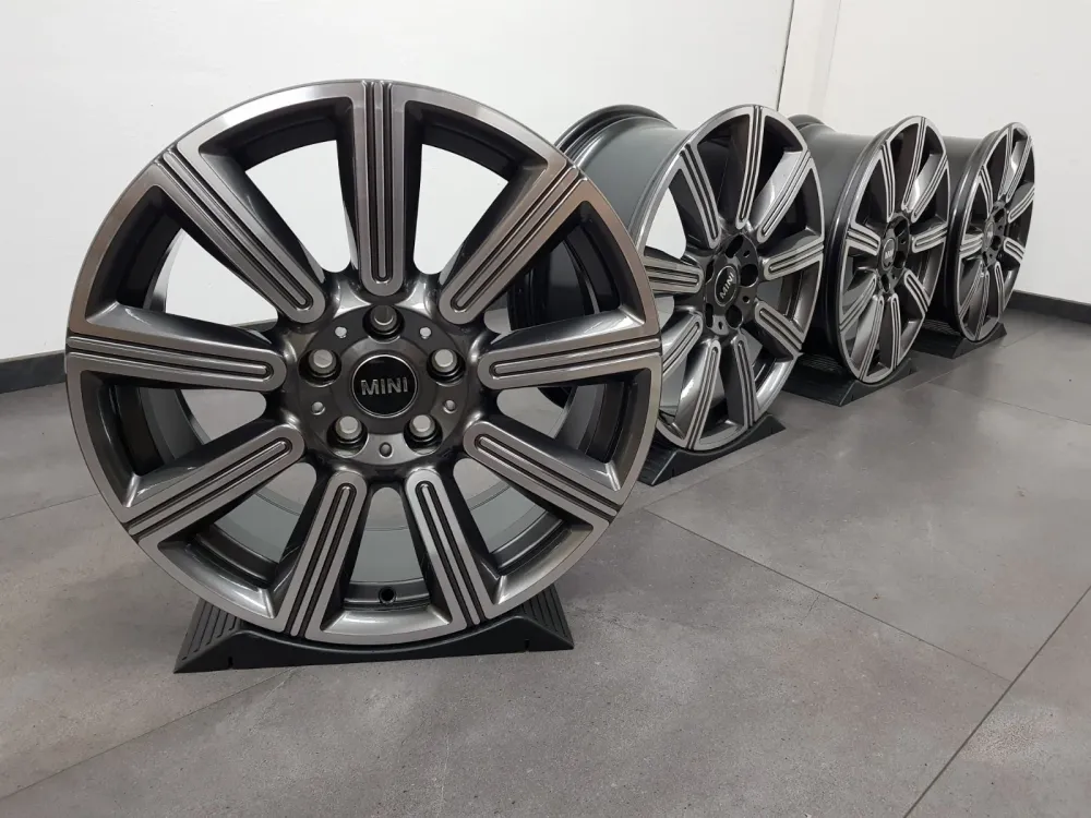 NEU Mini Clubman F54 18 Zoll Felgen Alufelgen 6883351 Multiray Spoke 591