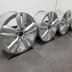 NEU Mini 17 Zoll Felgen F55 F56 F57 Alufelgen original Nabendeckel JCW 501