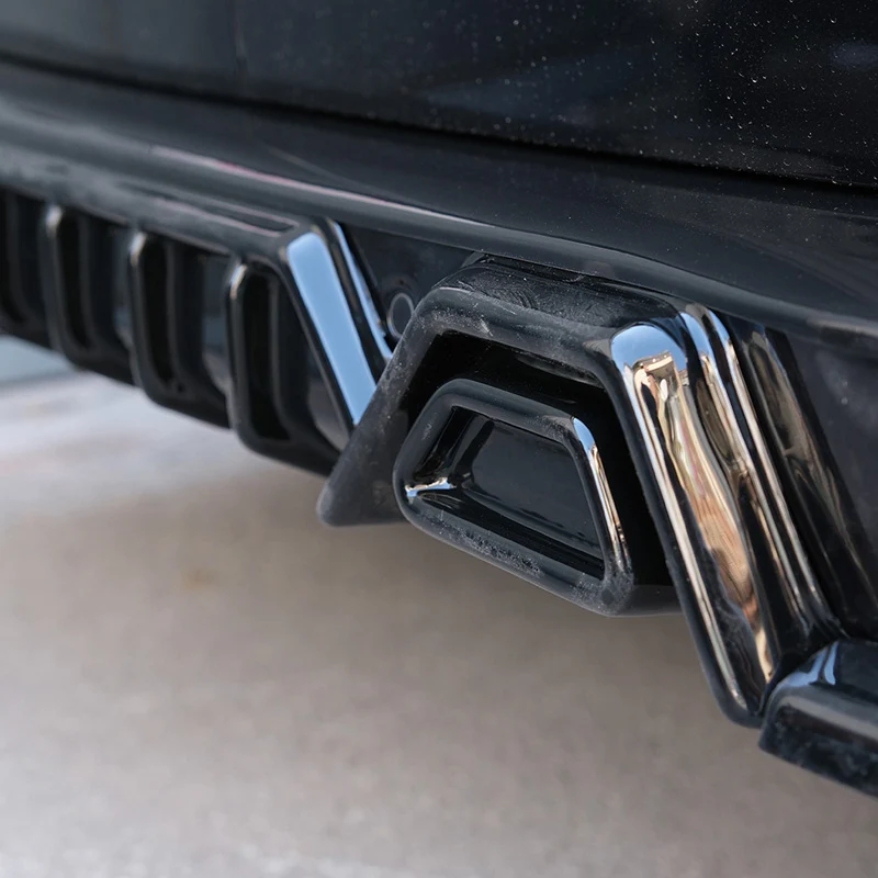 OneWay, Bagkofanger Diffuser - Glossy Sort - Passer til VW Transporter T7 & Ford Transit Custom