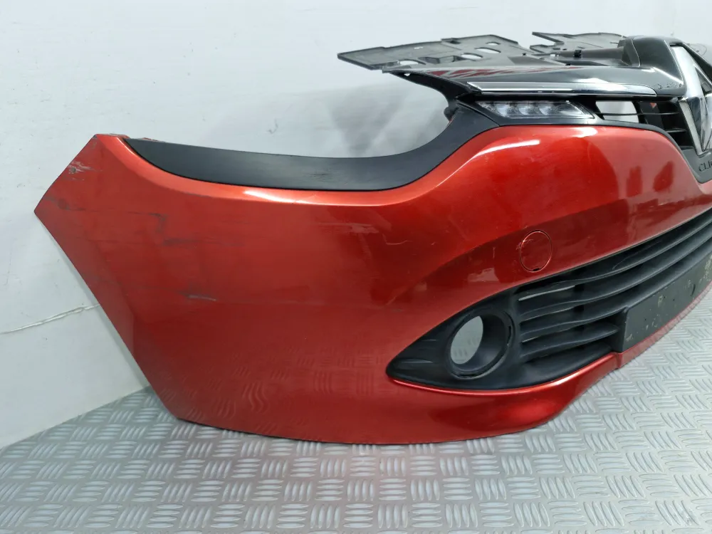 Gebrauchter kompletter vorderer Stoßfänger für Renault Clio 4 Phase 1 (07/2012 - 12/2016) – 100 % original vom Hersteller