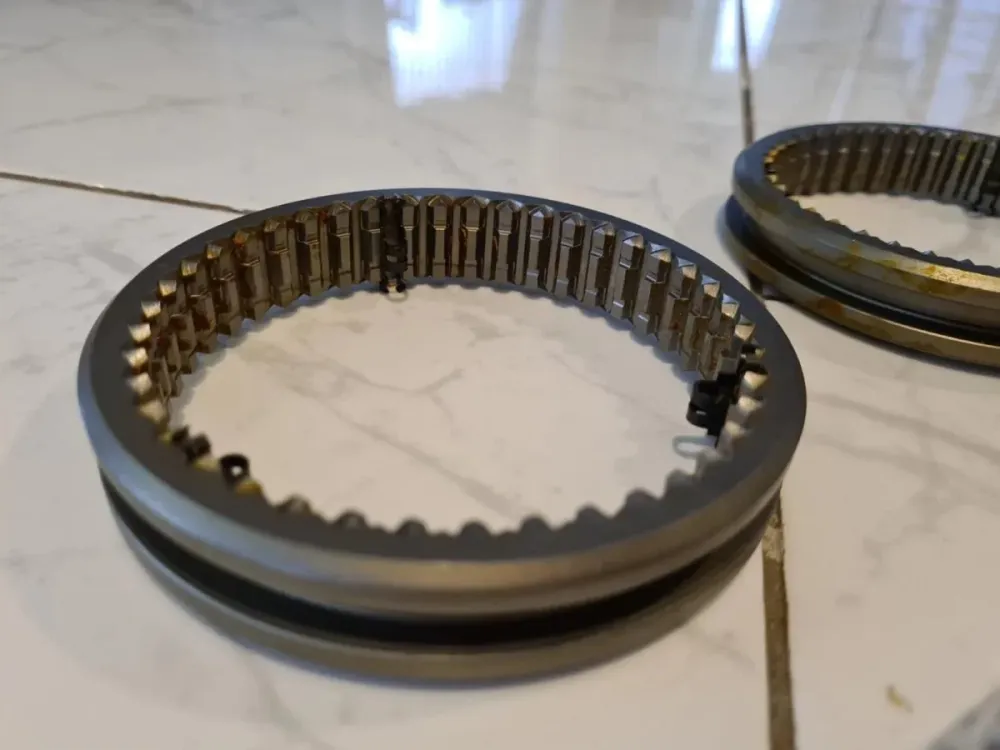 SPEEDTEK Schaltmuffe 3. - 4. Gang & Heavy Duty Schalteinsätze passend für Nissan Skyline RB25 RB26