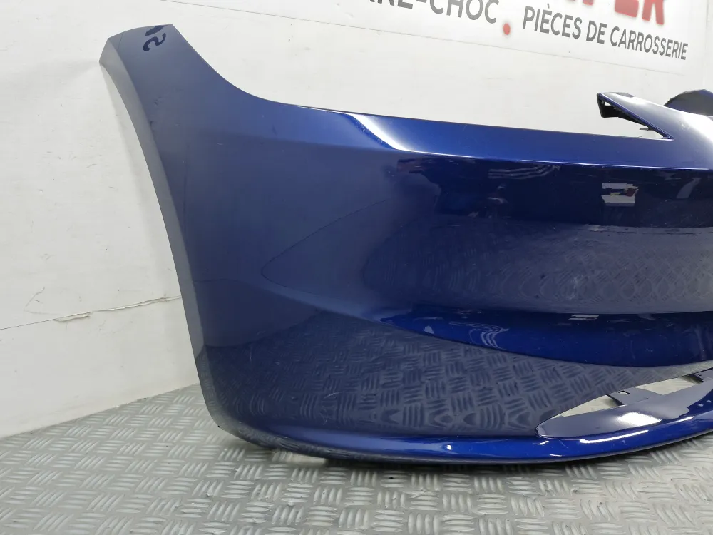 Frontstoßstange Tesla Model 3 Phase 2 (ab 11/2023) — Original gebraucht