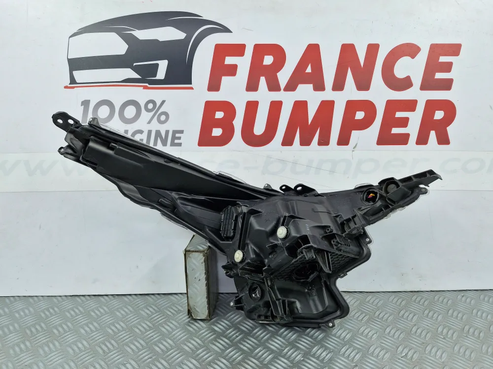 Linker Vorderer Scheinwerfer Toyota Prius 4 Phase 1 gebraucht original (ab 2016)