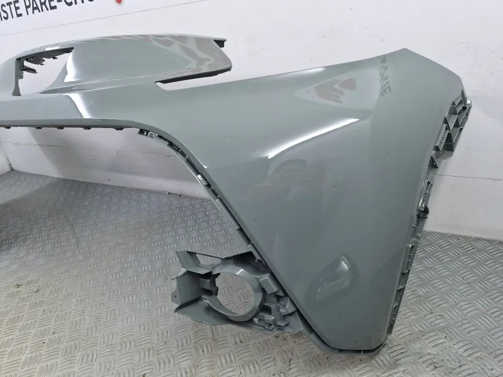 Vorderer Stoßfänger für Toyota Aygo X Originalgebrauchtteil