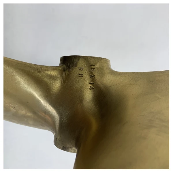 Vetus P3C18X14R 3-Blatt 18 x 14 Zoll Rechtsdrehend 30 mm Propeller
