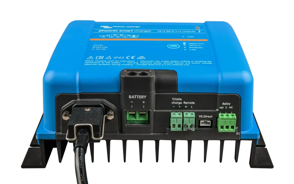 Victron Smart Ladegerät – 12 V 30 , IP43, für PKW, Li-Ion