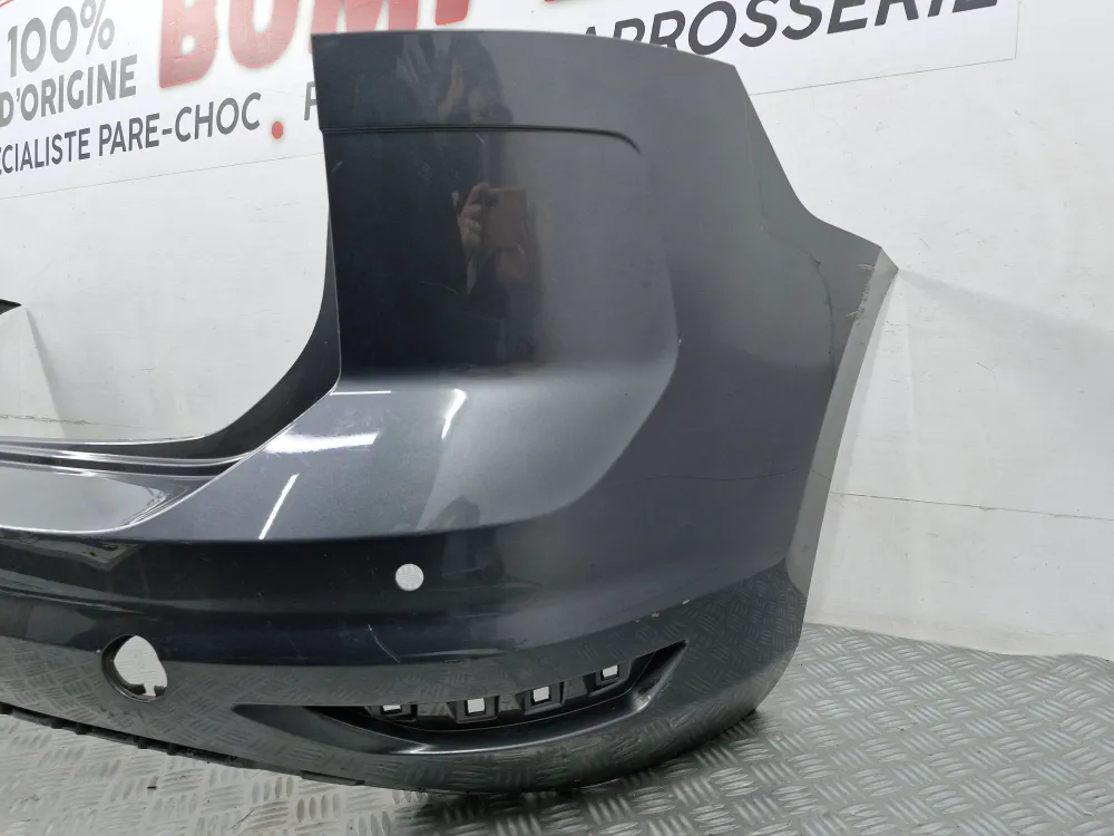 Heckstoßstange Volkswagen Touran III (ab 06/2015) gebraucht und original