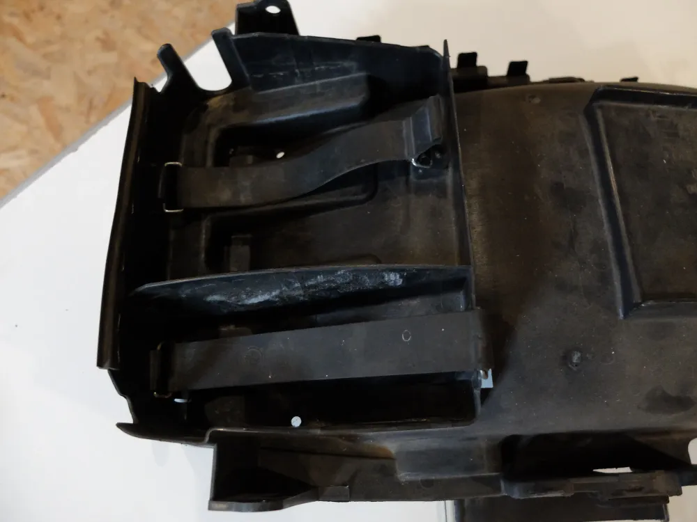 Yamaha GTS1000A 4BH untere Heckverkleidung Schlammschutz 4BH-21629-00