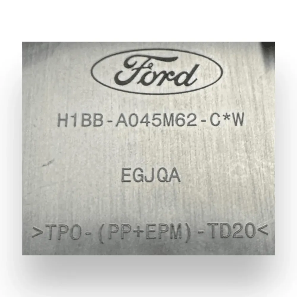 Zentraler Tunnel Ford Fiesta VII cod.H1BB-A045M62-C (2017-2023) + Armlehne