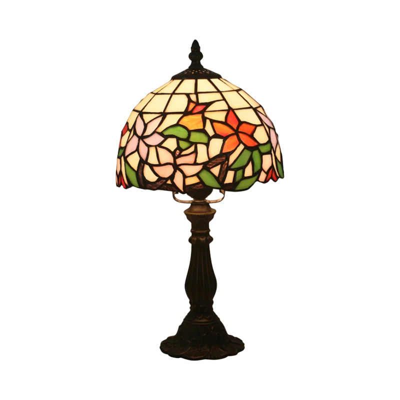 1-flammige Nachttischleuchte im Barockstil mit gewölbtem Kunstglas und Blumenmuster, Nachtbeleuchtung Rot/Rosa für Schlafz...
