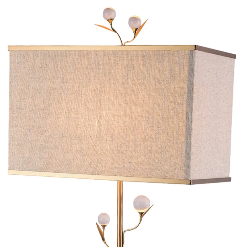 1-flammige rechteckige Tischleuchte im Vintage-Stil, beige Stoff-Nachtlampe mit goldenem Stab und Kristallkugel Clearhalo