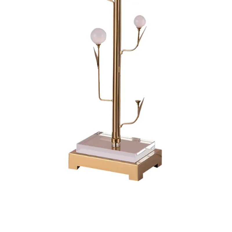 1-flammige rechteckige Tischleuchte im Vintage-Stil, beige Stoff-Nachtlampe mit goldenem Stab und Kristallkugel Clearhalo