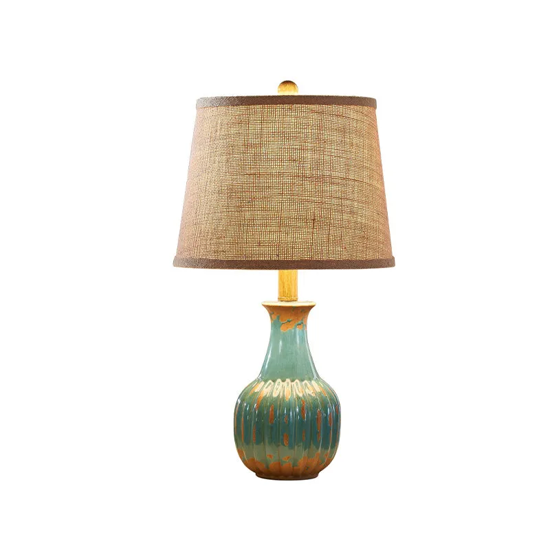 1-flammiges Keramik-Nachtlicht im ländlichen Stil, rote/blaue Vase, Schlafzimmer-Nachttischlampe mit konischem Trommel-Sto...