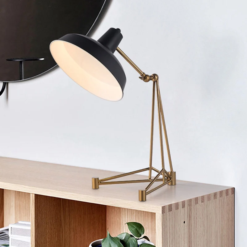 1-Kopf-Schlafzimmer-Arbeitsbeleuchtung, moderne schwarze Nachttischlampe mit gewölbtem Metallschirm Clearhalo