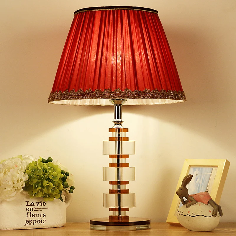 1-Kopf-Wohnzimmer-Nachttischbeleuchtung, moderne rote Tischlampe mit rundem, klarem Kristall Clearhalo