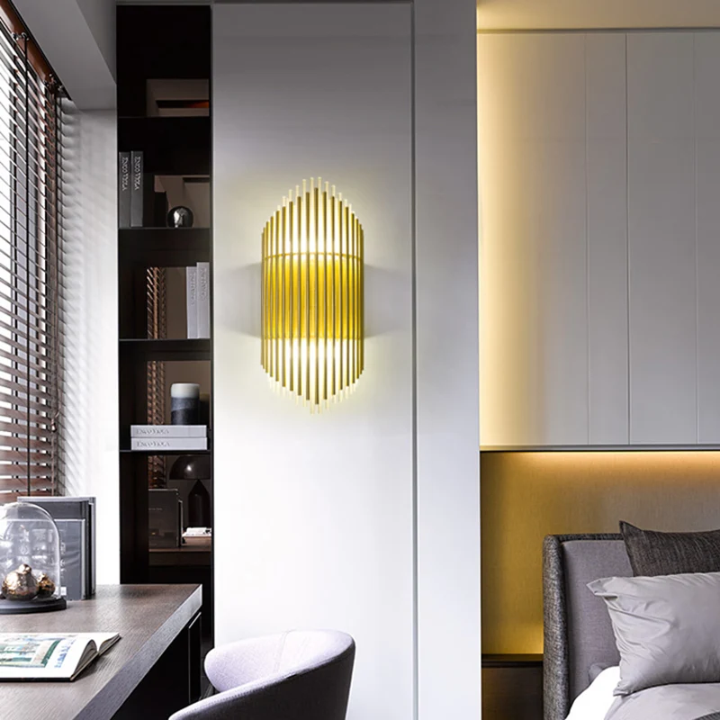 2-flammige Rohr-Wandleuchte im modernen Stil aus klarem Kristall und Metall, Wandbeleuchtung aus Messing für Schlafzimmer...